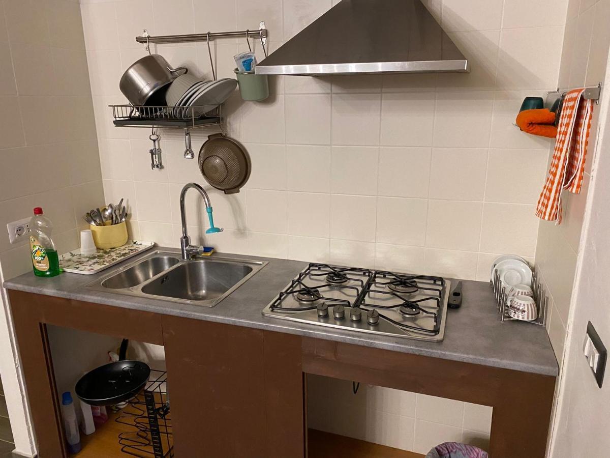 Al Vicolo Stretto Bed & Breakfast Santa Maria a Vico ภายนอก รูปภาพ
